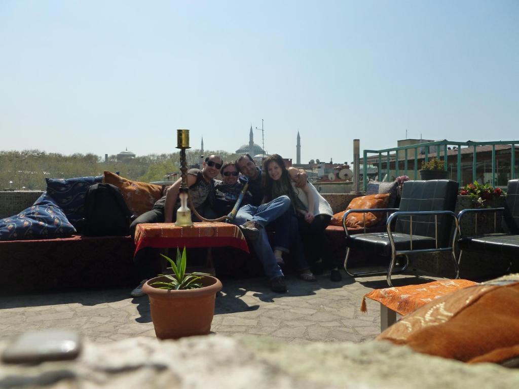Istanbul Harmony Hostel Esterno foto